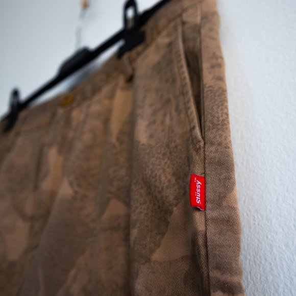 Stussy Camo Cargo Shorts - Picture 2 of 4